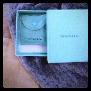 Tiffanys freash water pearls